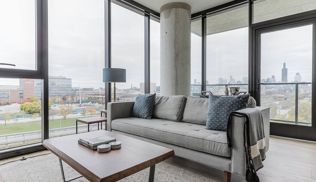 Blueground | Medical District 2bd apartment