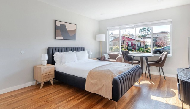 Blueground | Menlo Park, view, nr Flood Park