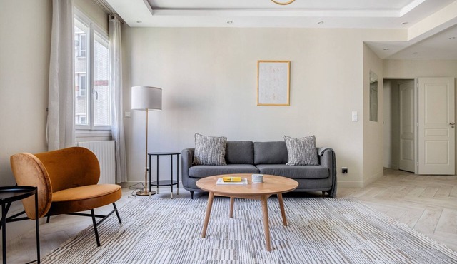 Blueground | Neuilly-Porte Maillot, nr metro