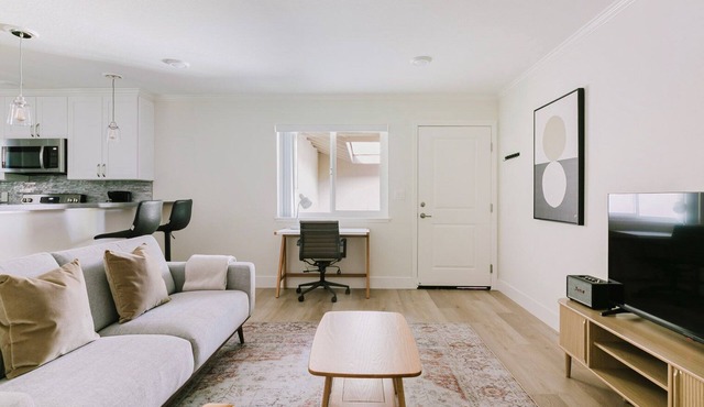 Blueground | North Los Altos, pool, nr park