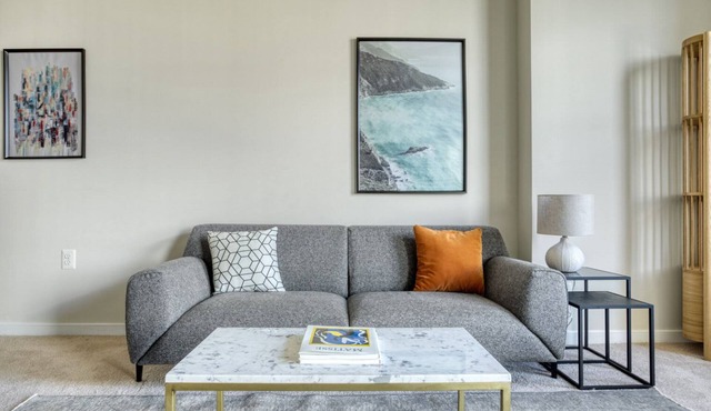 Blueground | Pentagon City, rooftop, nr Arlington Cemetery