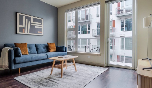 Blueground | Pike/Pine, balcony, nr Volunteer Park