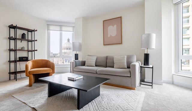 Blueground | Prudential/St. Botolph, pool, nr Fenway Park