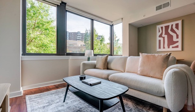 Blueground | Radnor - Fort Myer Heights, view, nr Theodore Roosevelt Island