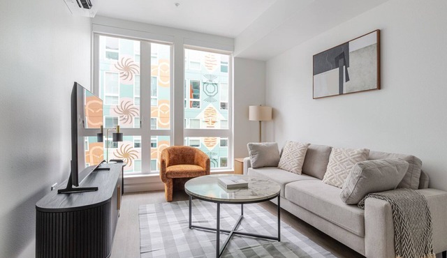 Blueground | Redmond, pool & AC, nr park