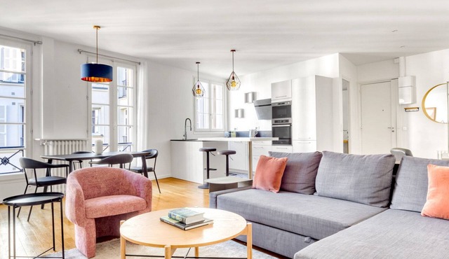 Blueground | Saint Lazare, concierge & elev