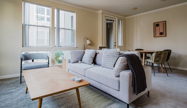 Blueground | San Mateo, pool & w/d, nr park