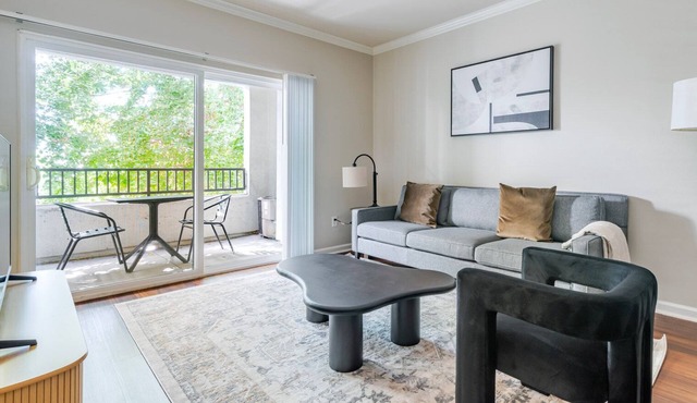 Blueground | Santa Clara, jacuzzi, nr Park