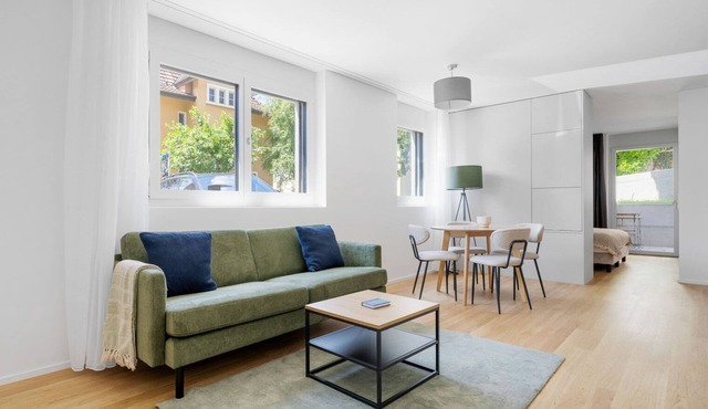 Blueground | Seebach, balcony, nr Zürich Zoo