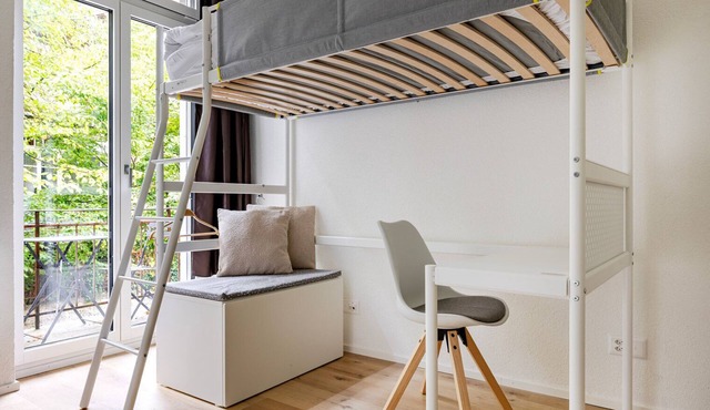 Blueground | Seebach, balcony, nr Zürich Zoo