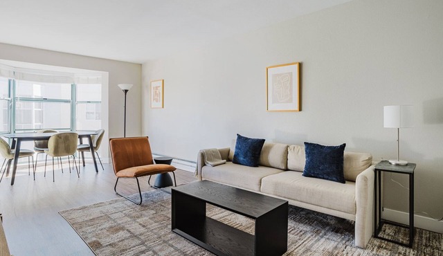 Blueground | South Beach, pool, w/d nr Oracle Park