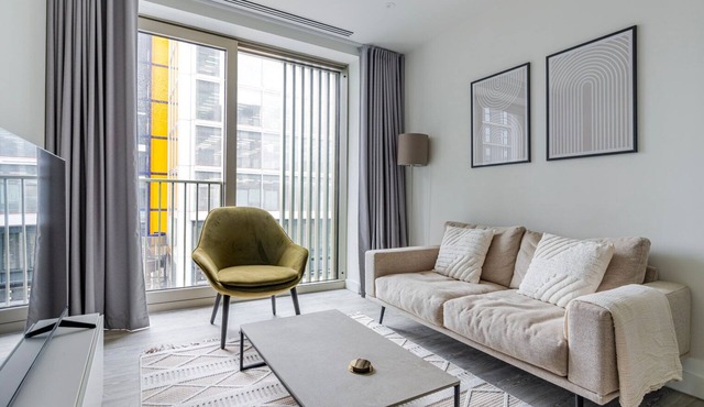 Blueground | Stratford, rooftop, nr Olympic Park