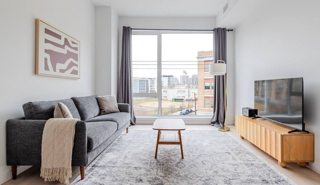 Blueground | The Village, fitness center, nr Liberty State Park
