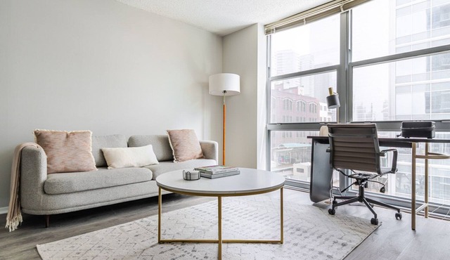 Blueground | West Loop, gym & bbq, nr Willis Tower