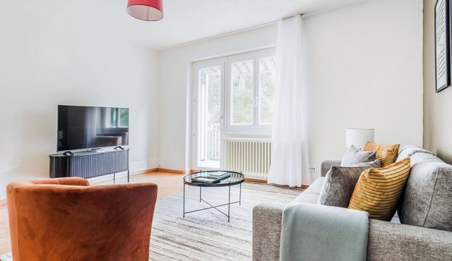 Blueground | Wiedikon, w/d, fully furnished