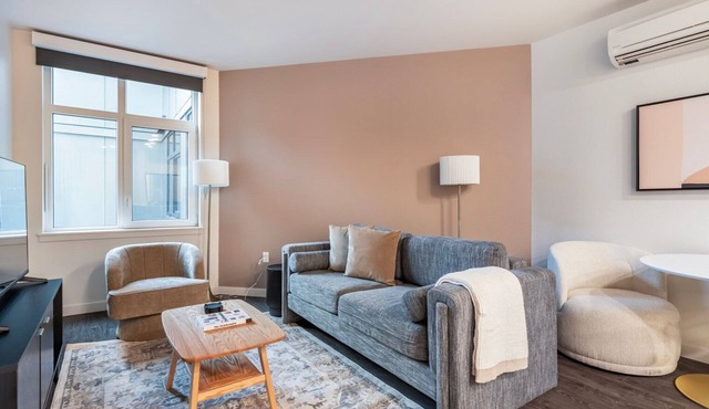 Blueground | Wilburton, fitness center, nr Bellevue Park