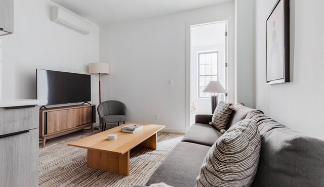 Blueground | Williamsburg, AC & w/d, nr parks