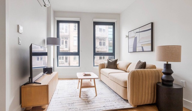 Blueground | Williamsburg, rooftop, nr McCarren Park