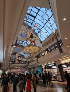 Blueville House, Bluewater, 4 Bedroom Houses, Greenhithe, Dartford, Kent-Hosted by Castile Accommodations Ltd