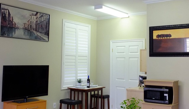 Bluewaters Bachelor Suite