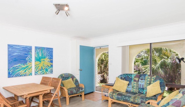 Blueys Beach Villa Manyana 28