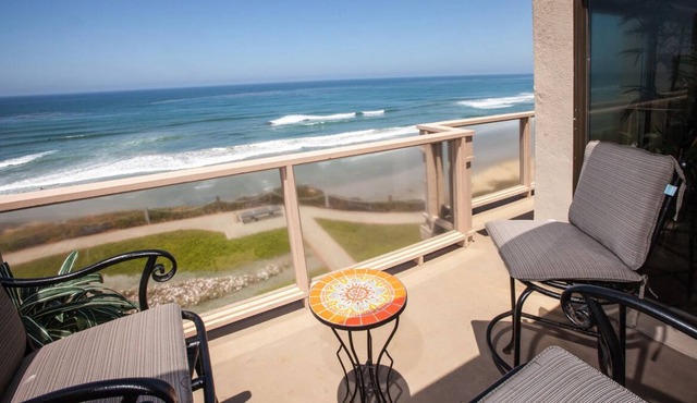 Bluff Top Breezes - Oceanfront Top Floor Condo, Nightly Sunsets, Pool
