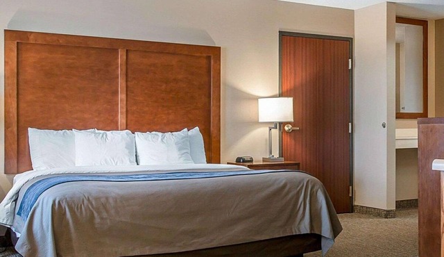 Bluffton Inn and Suites