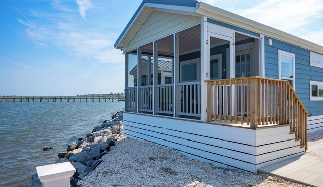 Blufin Bungalows & Marina