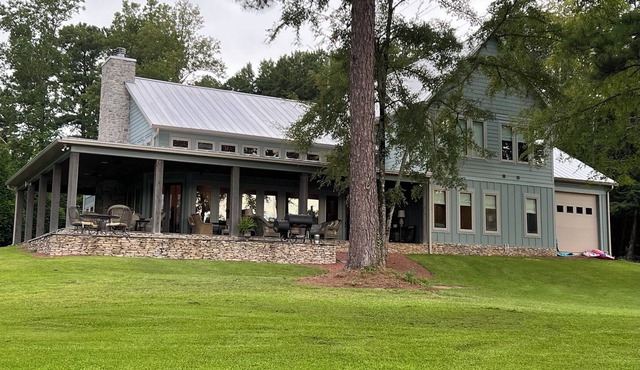 BluLake Escape Lake Tuscaloosa Luxury Lakefront Rental Property