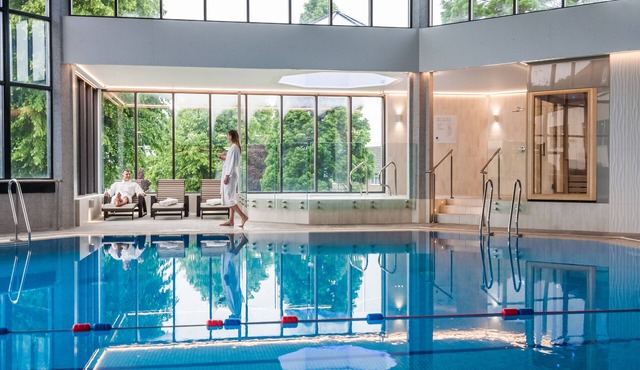 Blunsdon House Hotel