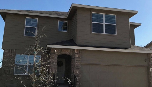 BMT Home #1 - Close to Lackland AFB