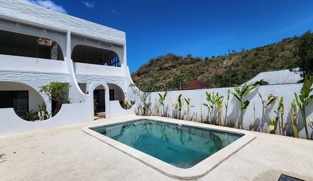 Bnaya Villa Riverside