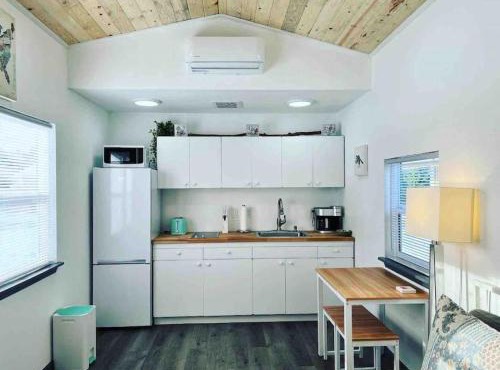 Bo360 Tiny House Unique Country Retreat with Hot Tub