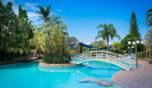 Boambee Bay Resortnn2 bedroom, 2 bathroom, Sleeps 6nFantastic pool and BBQ arean