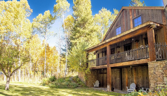 Board's Sunset Ranch - 3BD Private Cabin in Sawtooth National Forest
