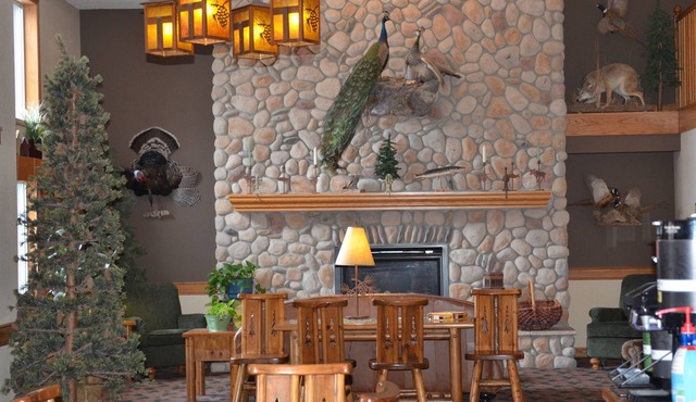 Boarders Inn & Suites by Cobblestone Hotels - Fayette