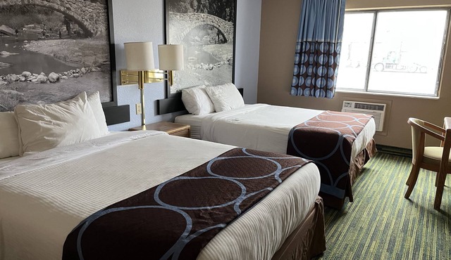 Boarders Inn & Suites by Cobblestone Hotels - Waterloo/Cedar Falls