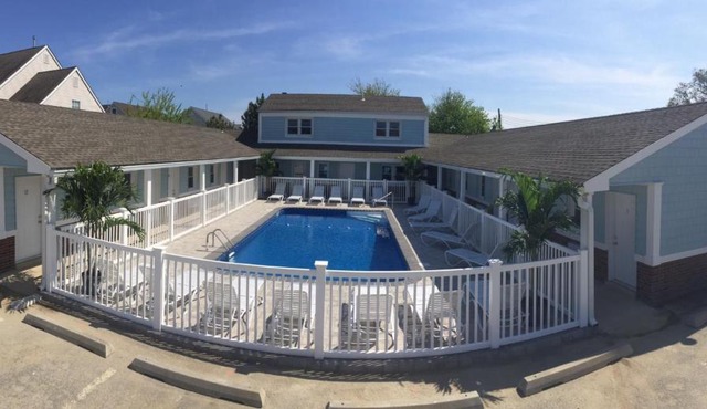 Boardwalk Beach Inn