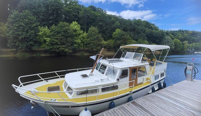 Boat 'Bateau Albatross' with Wi-Fi