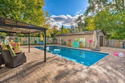Boat Dock and Backyard Rock River Retreat