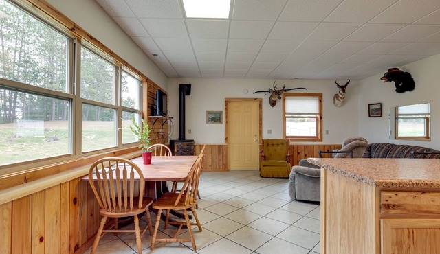 Boat Dock & Fire Pit: Lakefront Monico Home!