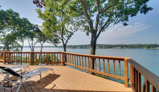 Boat Dock & Patio! Waterfront Hideaway in Grove