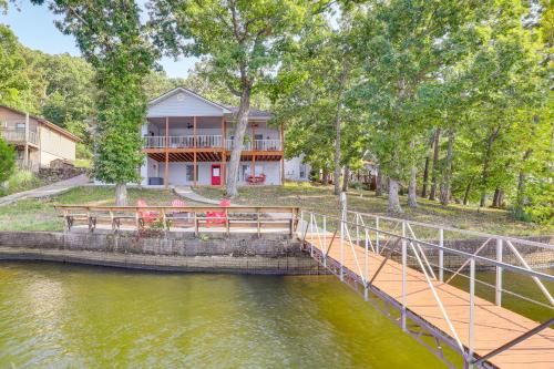 Boat, Fish and Explore! Gem on Lake of the Ozarks