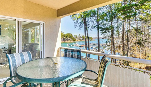 Boat, Golf & Swim: Keowee Key Condo w/Lake Views