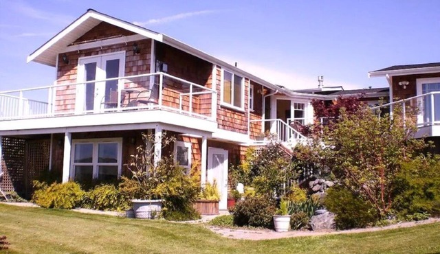 Boat House at Sunlight SeaScape Gentle Retreat for 2 Whidbey Island