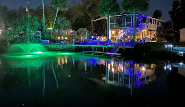 🛥️🛥️Boat House in Weeki Wachee-10 minute easy paddle to main river