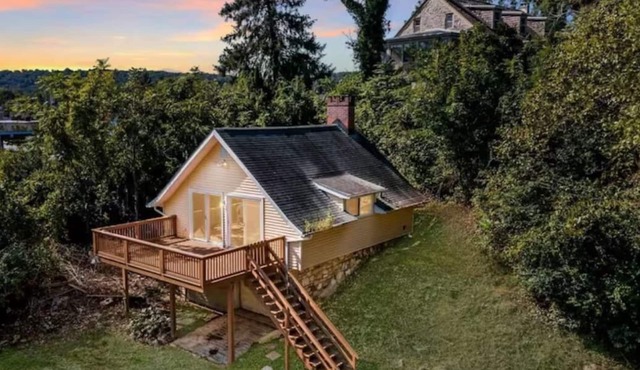 Boat House on the Brandywine | Waterfront Cottage