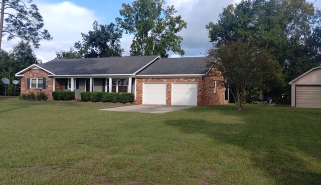 Boat'n, Fish'n, Ski'n & Relax'n on the beautiful Flint River in Bainbridge, Ga.