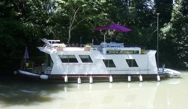 Boat on the Canal du Midi