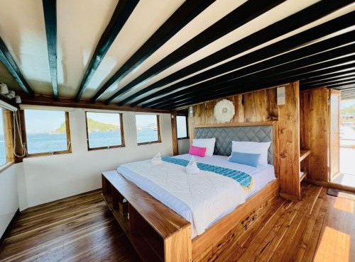 Boat Open Trip Komodo